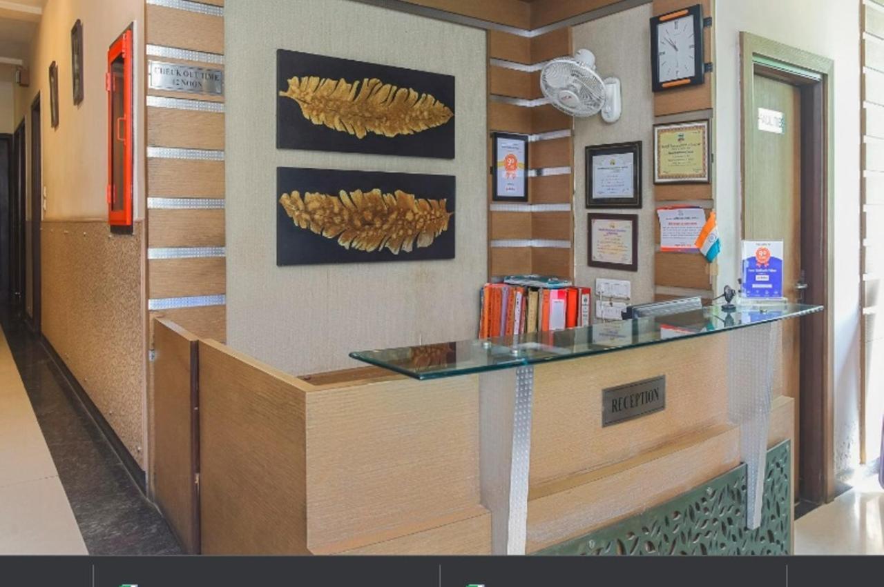 Hotel Siddharth Palace Джайпур Екстериор снимка