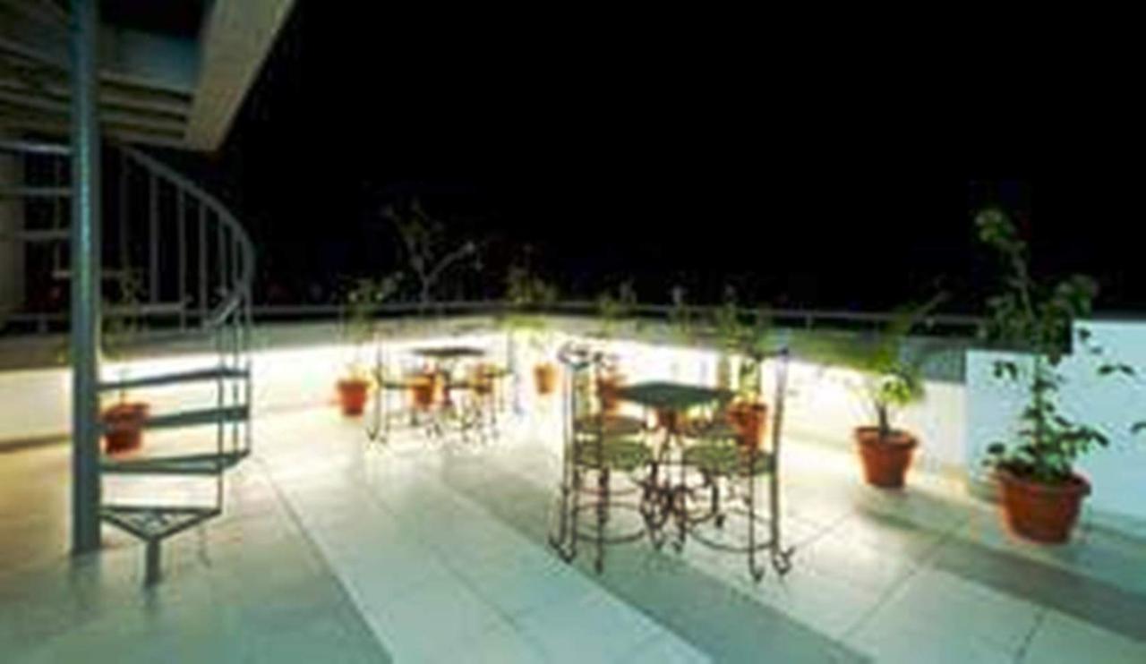 Hotel Siddharth Palace Джайпур Екстериор снимка