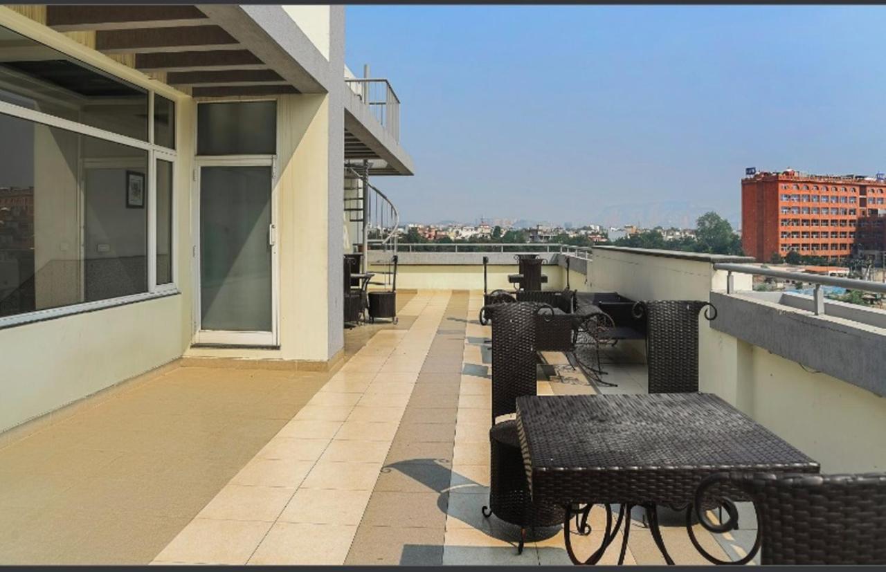 Hotel Siddharth Palace Джайпур Екстериор снимка